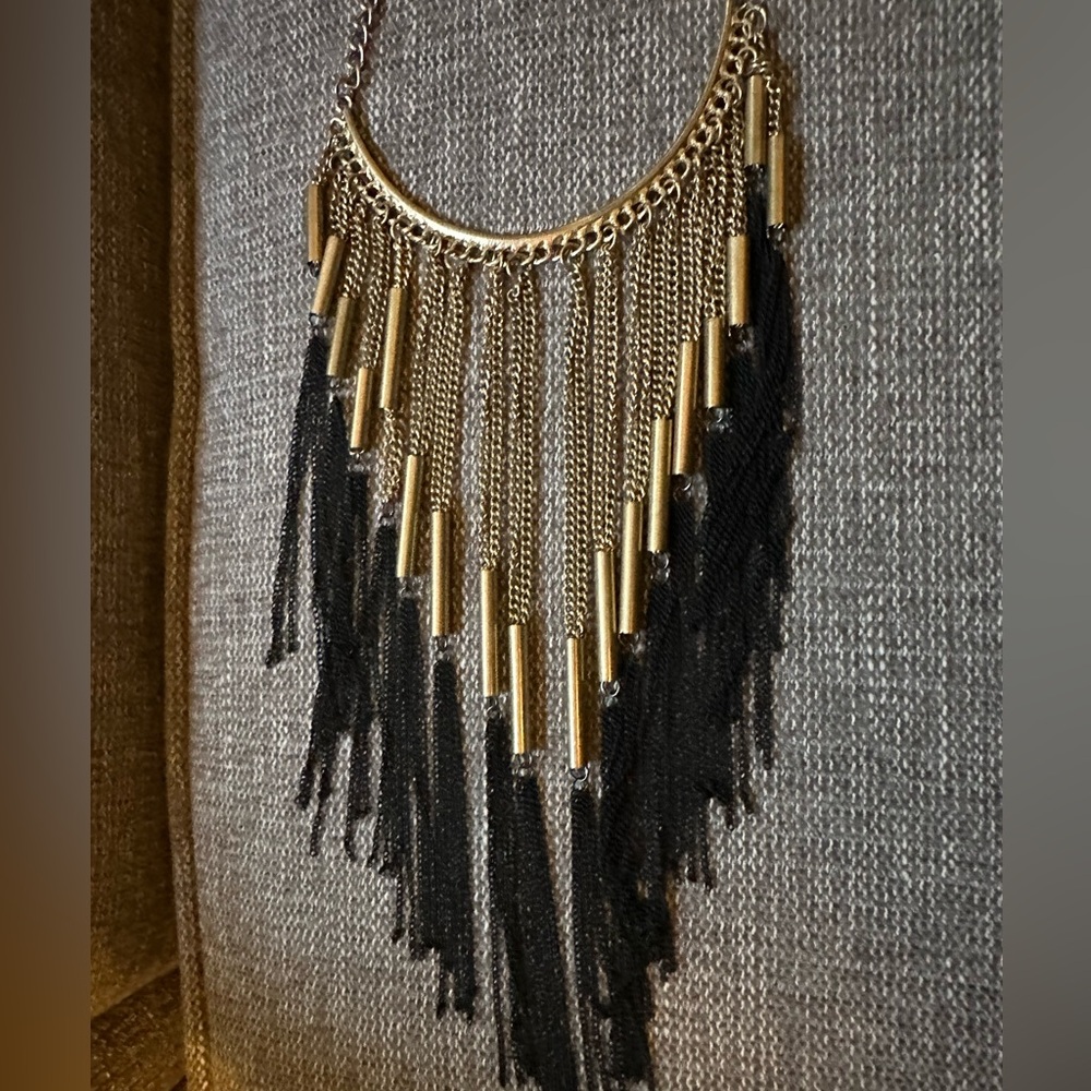 Statement necklace